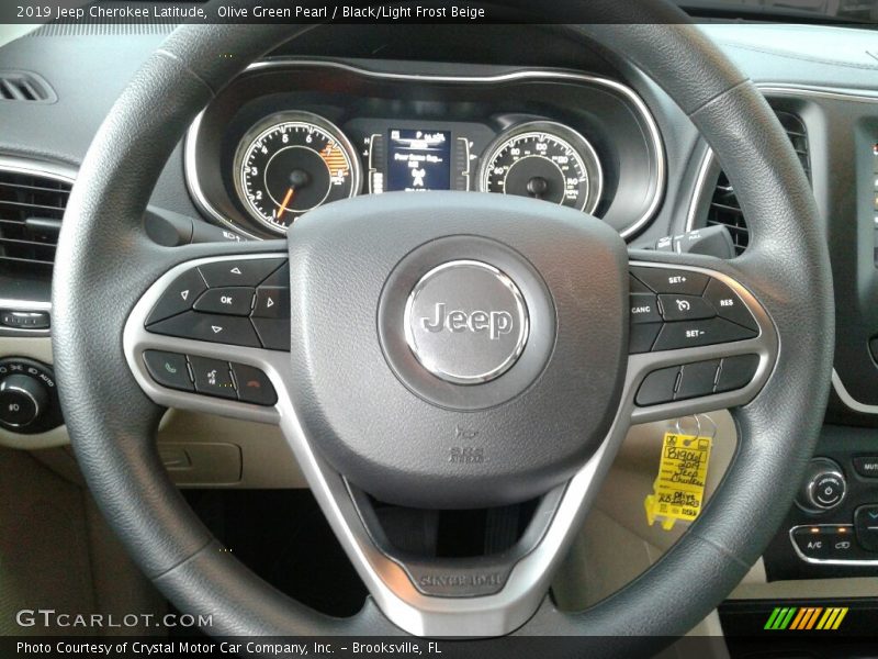 Olive Green Pearl / Black/Light Frost Beige 2019 Jeep Cherokee Latitude
