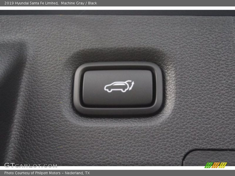Machine Gray / Black 2019 Hyundai Santa Fe Limited