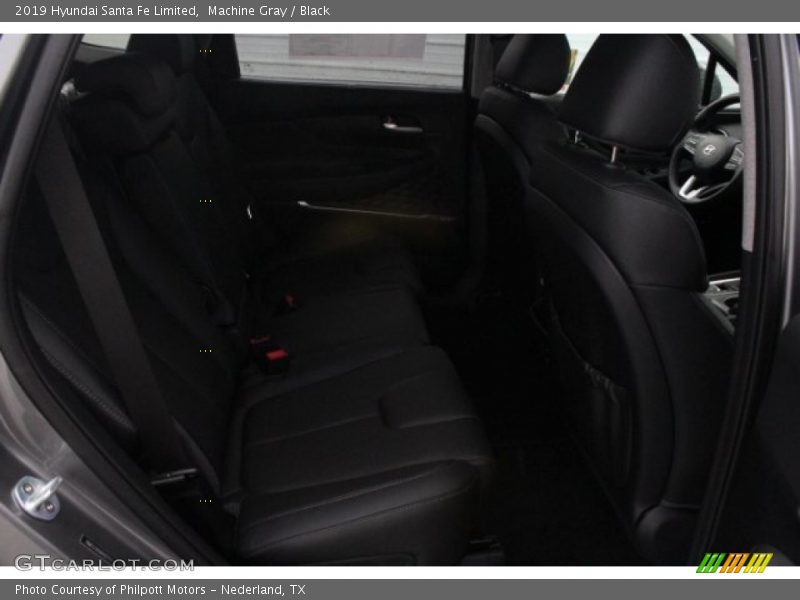 Machine Gray / Black 2019 Hyundai Santa Fe Limited