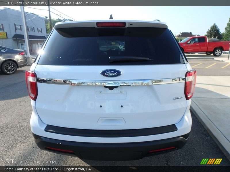 Oxford White / Medium Stone 2018 Ford Explorer 4WD