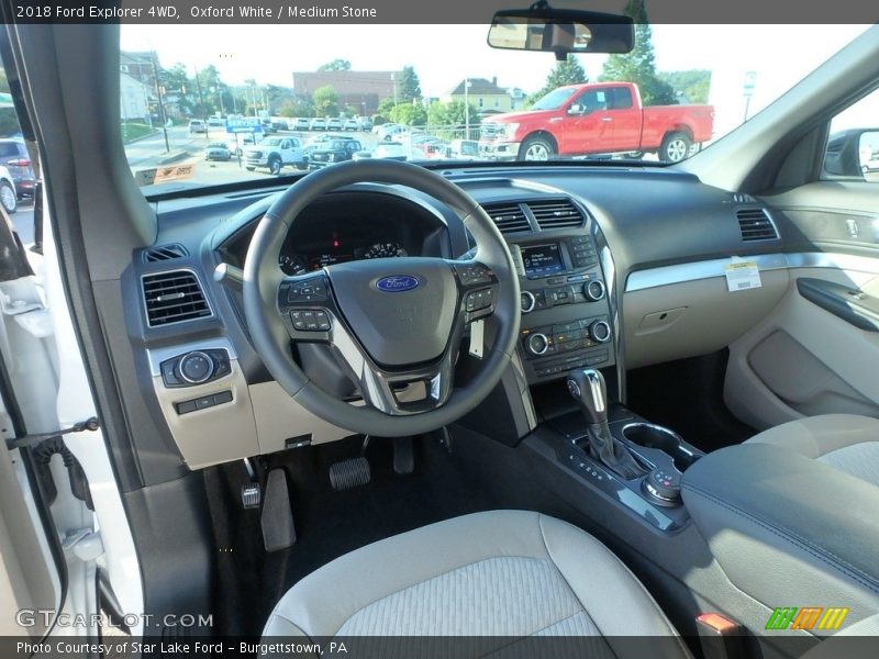 Oxford White / Medium Stone 2018 Ford Explorer 4WD