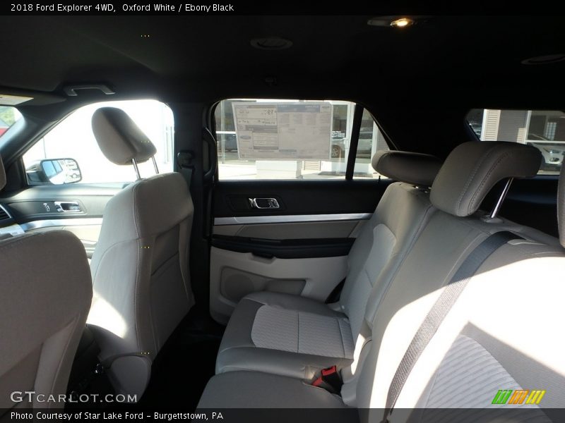 Oxford White / Ebony Black 2018 Ford Explorer 4WD