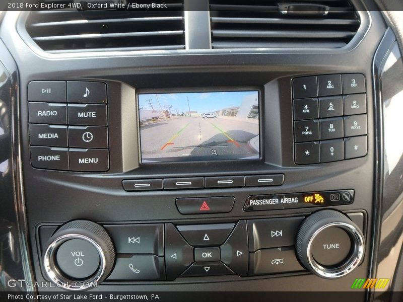Oxford White / Ebony Black 2018 Ford Explorer 4WD