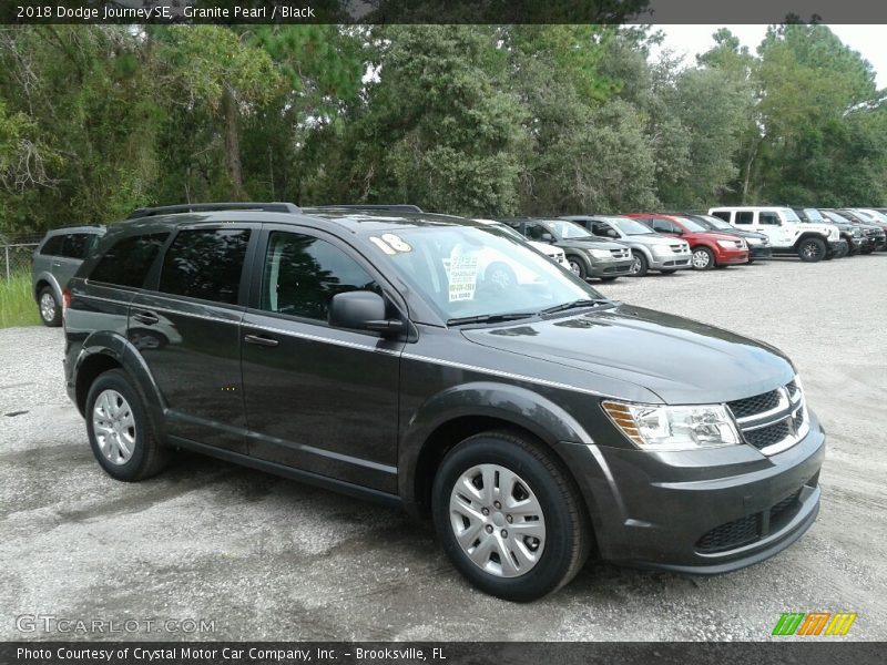 Granite Pearl / Black 2018 Dodge Journey SE