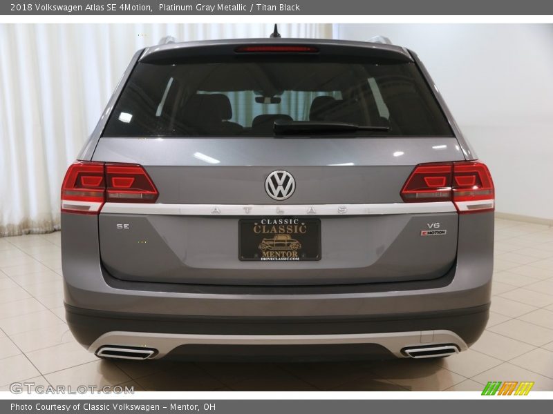 Platinum Gray Metallic / Titan Black 2018 Volkswagen Atlas SE 4Motion