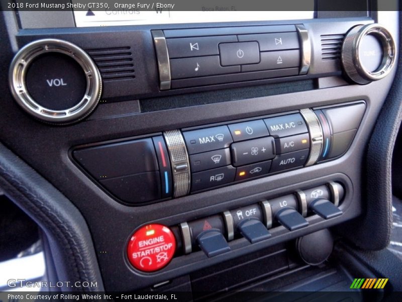 Controls of 2018 Mustang Shelby GT350
