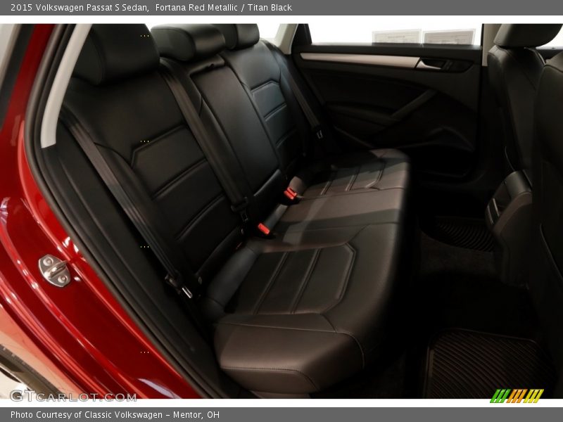 Fortana Red Metallic / Titan Black 2015 Volkswagen Passat S Sedan