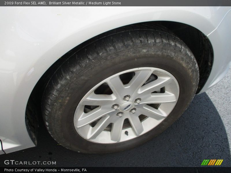 Brilliant Silver Metallic / Medium Light Stone 2009 Ford Flex SEL AWD