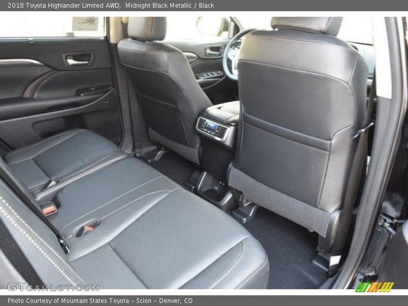 Midnight Black Metallic / Black 2018 Toyota Highlander Limited AWD