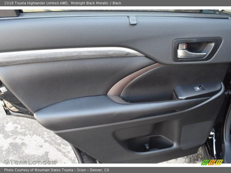 Midnight Black Metallic / Black 2018 Toyota Highlander Limited AWD