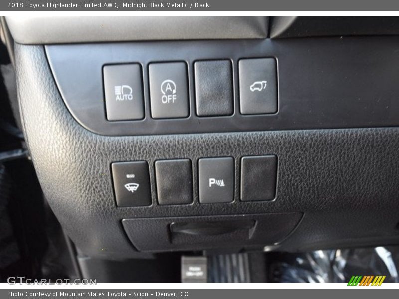 Midnight Black Metallic / Black 2018 Toyota Highlander Limited AWD