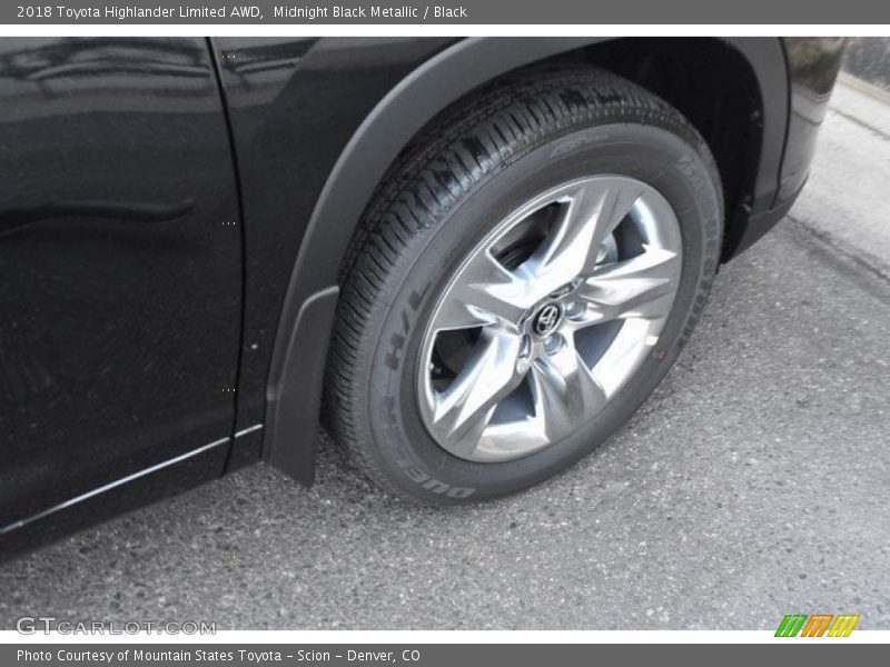 Midnight Black Metallic / Black 2018 Toyota Highlander Limited AWD