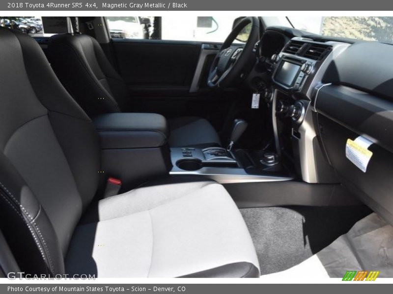 Magnetic Gray Metallic / Black 2018 Toyota 4Runner SR5 4x4