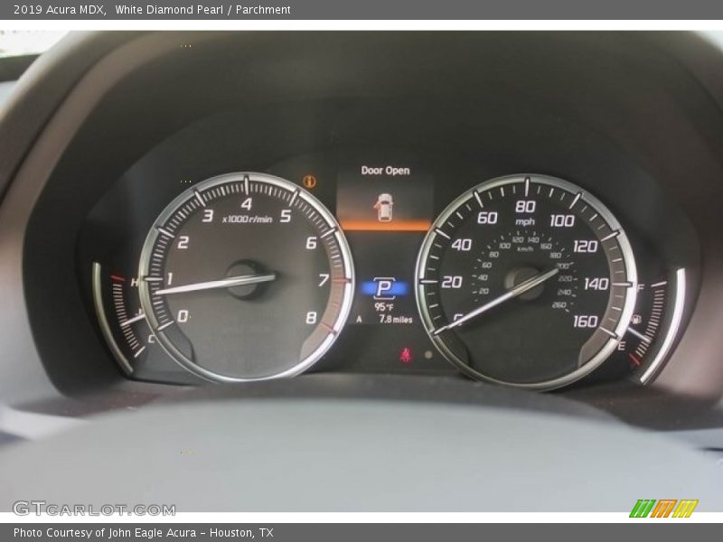 White Diamond Pearl / Parchment 2019 Acura MDX