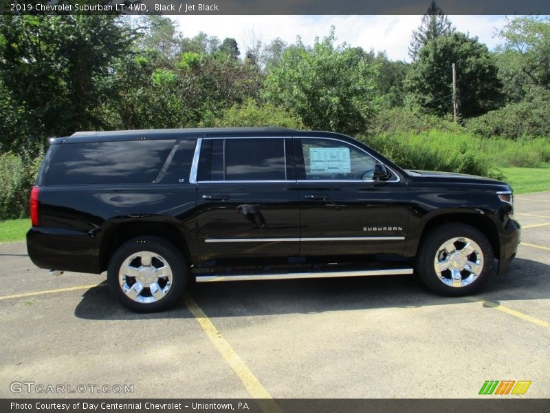  2019 Suburban LT 4WD Black
