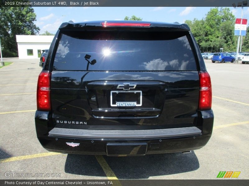 Black / Jet Black 2019 Chevrolet Suburban LT 4WD