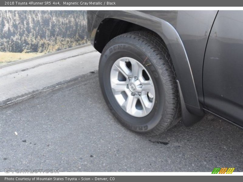 Magnetic Gray Metallic / Black 2018 Toyota 4Runner SR5 4x4