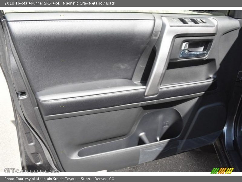 Magnetic Gray Metallic / Black 2018 Toyota 4Runner SR5 4x4