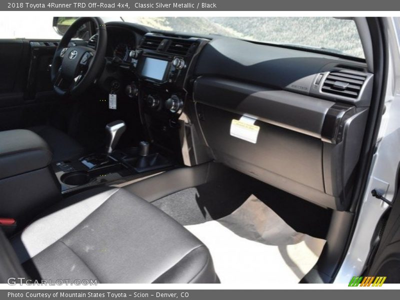 Classic Silver Metallic / Black 2018 Toyota 4Runner TRD Off-Road 4x4