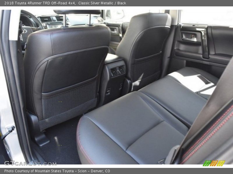 Classic Silver Metallic / Black 2018 Toyota 4Runner TRD Off-Road 4x4