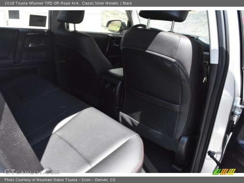 Classic Silver Metallic / Black 2018 Toyota 4Runner TRD Off-Road 4x4