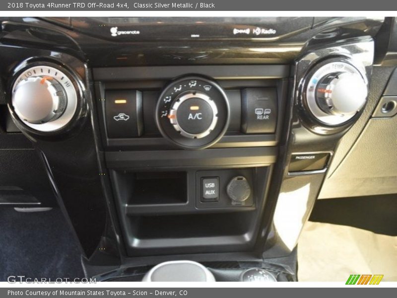 Classic Silver Metallic / Black 2018 Toyota 4Runner TRD Off-Road 4x4