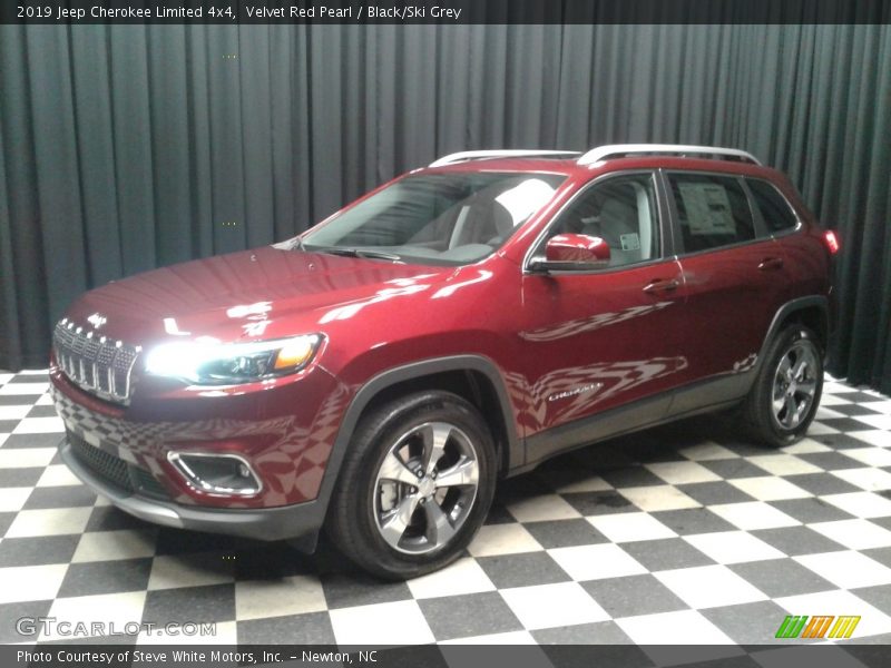 Velvet Red Pearl / Black/Ski Grey 2019 Jeep Cherokee Limited 4x4