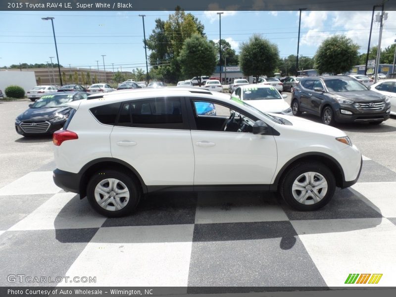 Super White / Black 2015 Toyota RAV4 LE
