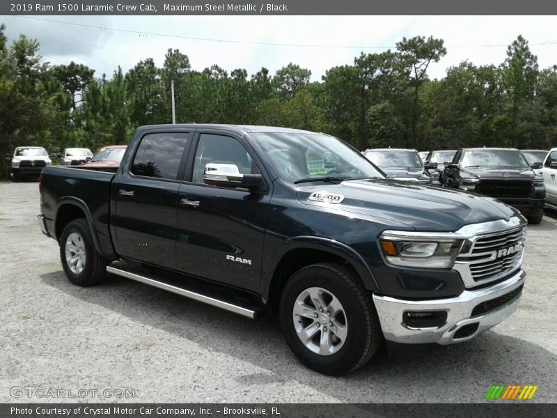 Maximum Steel Metallic / Black 2019 Ram 1500 Laramie Crew Cab