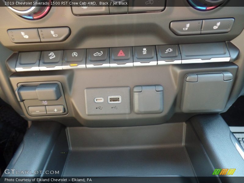 Controls of 2019 Silverado 1500 RST Crew Cab 4WD