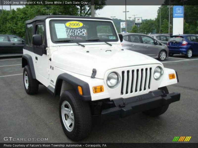 Stone White / Dark Slate Gray 2006 Jeep Wrangler X 4x4
