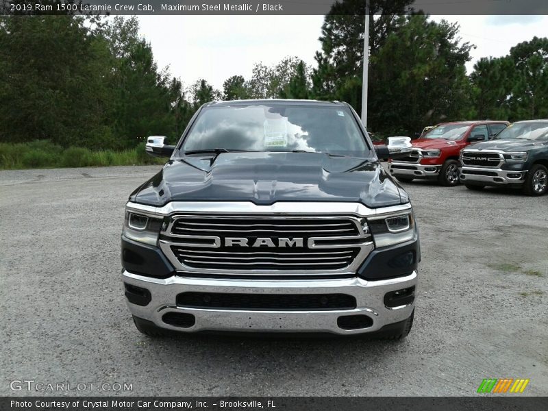 Maximum Steel Metallic / Black 2019 Ram 1500 Laramie Crew Cab