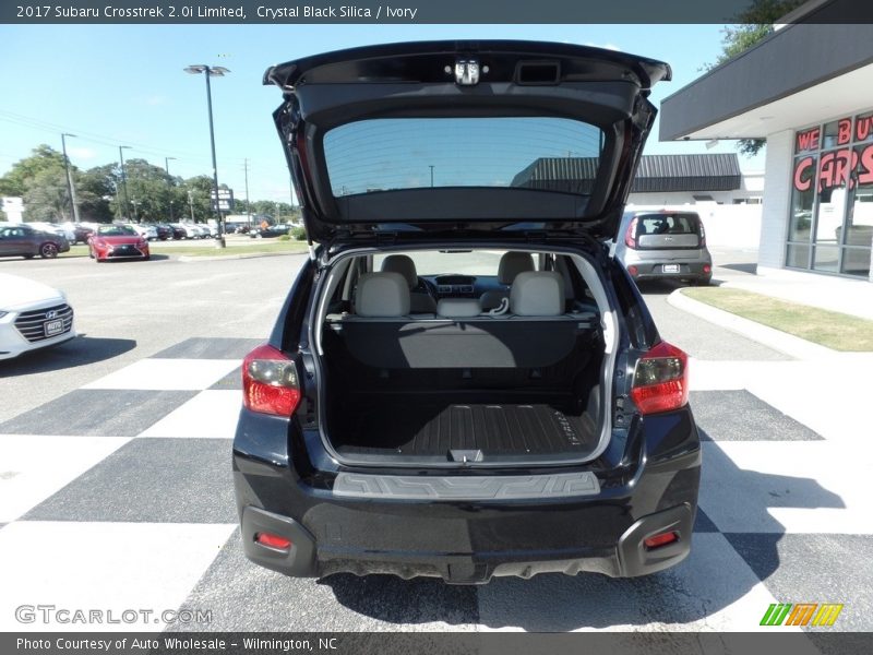 Crystal Black Silica / Ivory 2017 Subaru Crosstrek 2.0i Limited