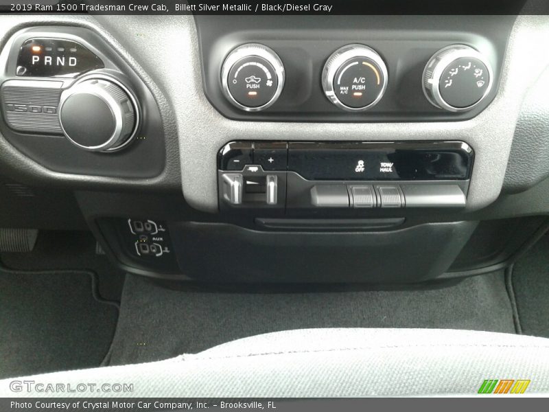 Billett Silver Metallic / Black/Diesel Gray 2019 Ram 1500 Tradesman Crew Cab
