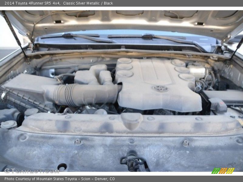 Classic Silver Metallic / Black 2014 Toyota 4Runner SR5 4x4