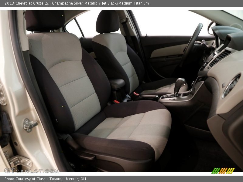Champagne Silver Metallic / Jet Black/Medium Titanium 2013 Chevrolet Cruze LS