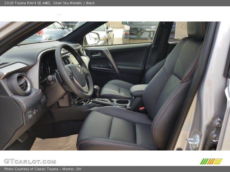Silver Sky Metallic / Black 2018 Toyota RAV4 SE AWD