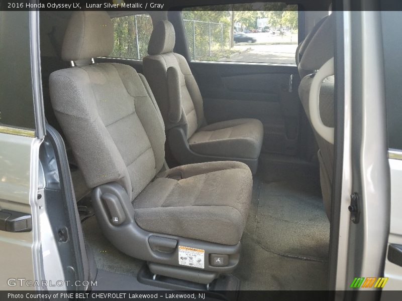 Lunar Silver Metallic / Gray 2016 Honda Odyssey LX
