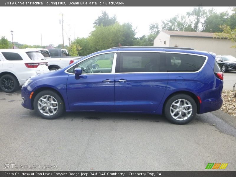 Ocean Blue Metallic / Black/Alloy 2019 Chrysler Pacifica Touring Plus