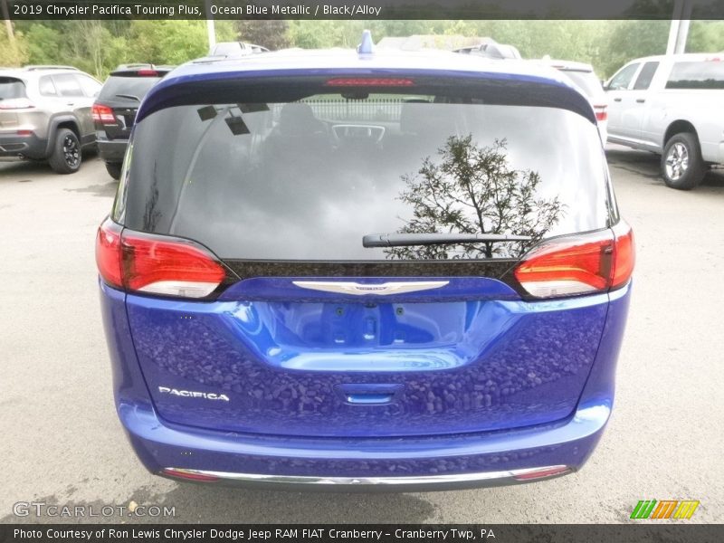 Ocean Blue Metallic / Black/Alloy 2019 Chrysler Pacifica Touring Plus