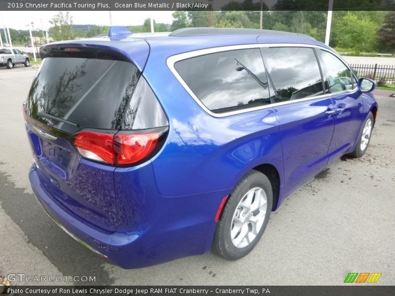 Ocean Blue Metallic / Black/Alloy 2019 Chrysler Pacifica Touring Plus