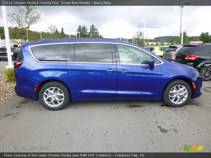 Ocean Blue Metallic / Black/Alloy 2019 Chrysler Pacifica Touring Plus