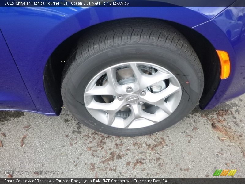Ocean Blue Metallic / Black/Alloy 2019 Chrysler Pacifica Touring Plus