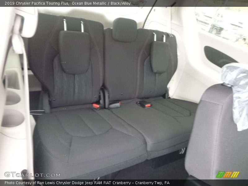 Ocean Blue Metallic / Black/Alloy 2019 Chrysler Pacifica Touring Plus