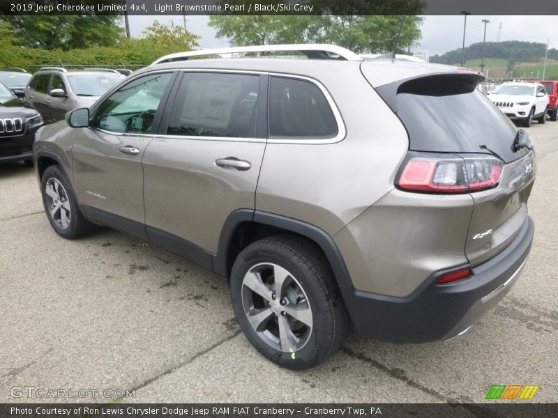 Light Brownstone Pearl / Black/Ski Grey 2019 Jeep Cherokee Limited 4x4