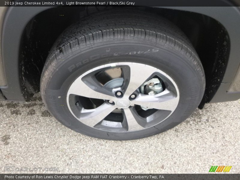 Light Brownstone Pearl / Black/Ski Grey 2019 Jeep Cherokee Limited 4x4