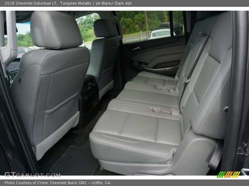 Tungsten Metallic / Jet Black/­Dark Ash 2018 Chevrolet Suburban LT