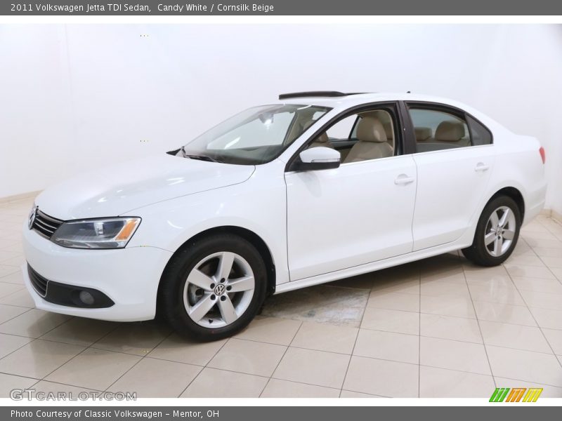 Candy White / Cornsilk Beige 2011 Volkswagen Jetta TDI Sedan