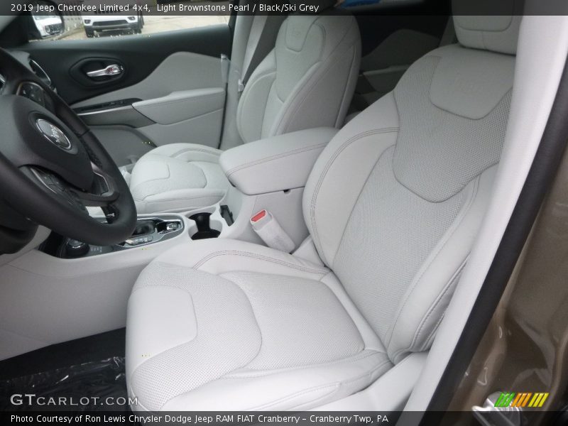 Light Brownstone Pearl / Black/Ski Grey 2019 Jeep Cherokee Limited 4x4