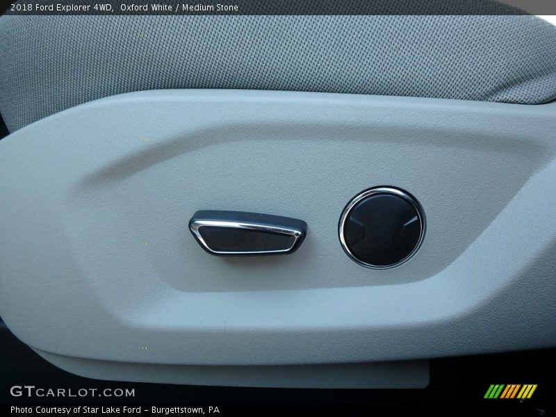 Oxford White / Medium Stone 2018 Ford Explorer 4WD